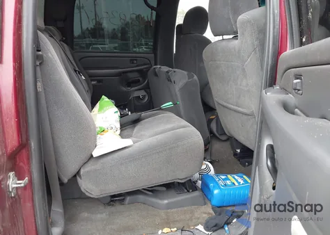 2005 Chevrolet Silverado 1500 Ls z USA, uszkodzony, nr VIN 2GCEK13T051382618